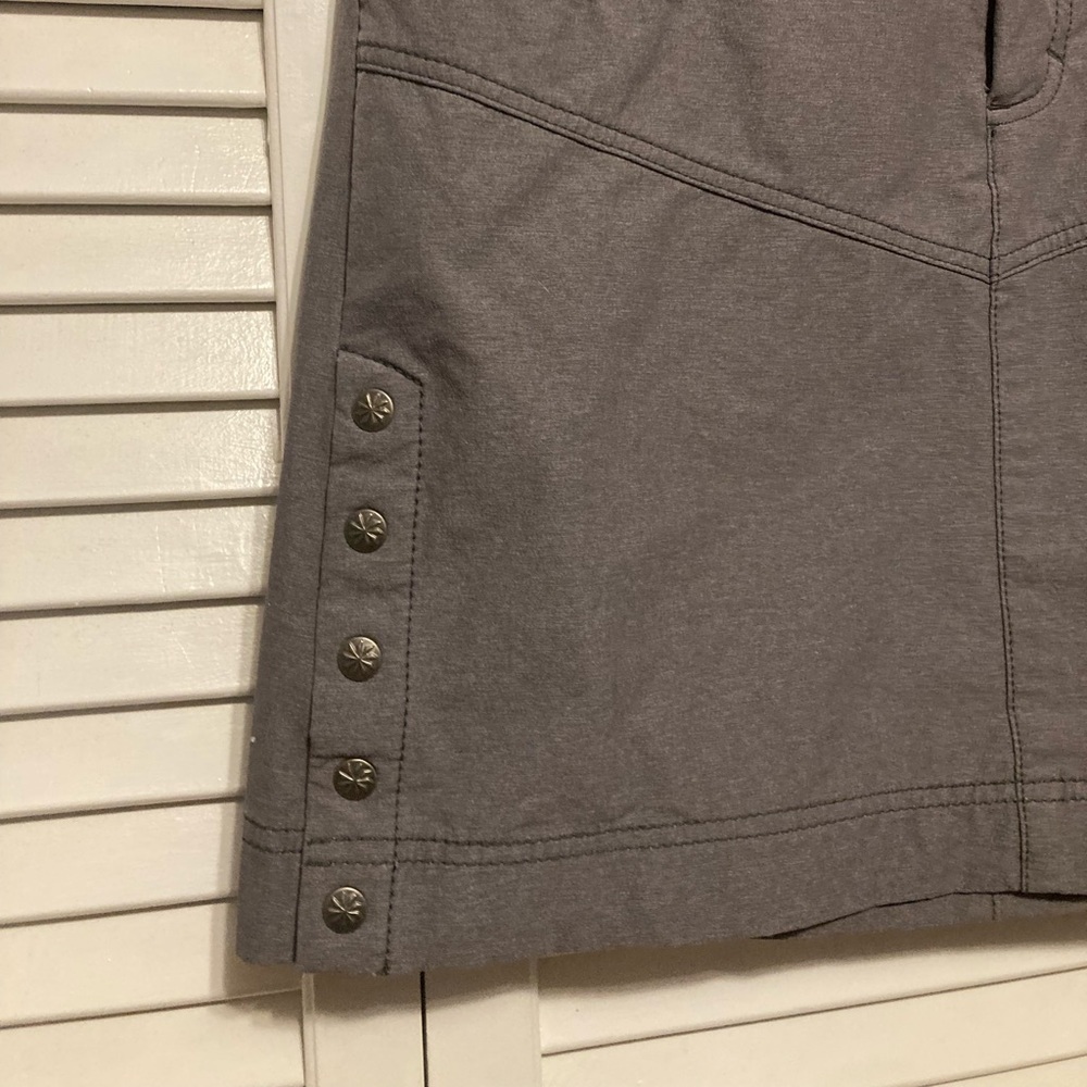 Athleta Grey Take a Hike Mini Skirt Snap Sides Style Size 4 - Picture 3 of 9